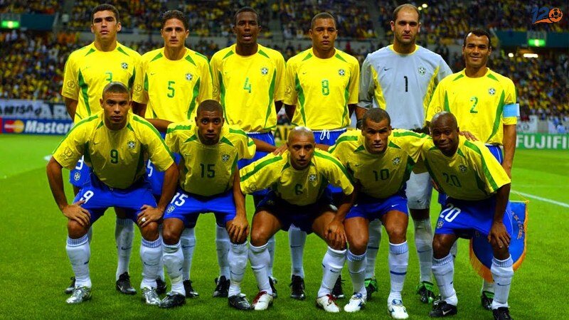 Đội Hình Huyền Thoại Brazil 2002 – Cỗ Máy Vô Địch Hoàn Hảo đội hình huyền thoại brazil 2002
