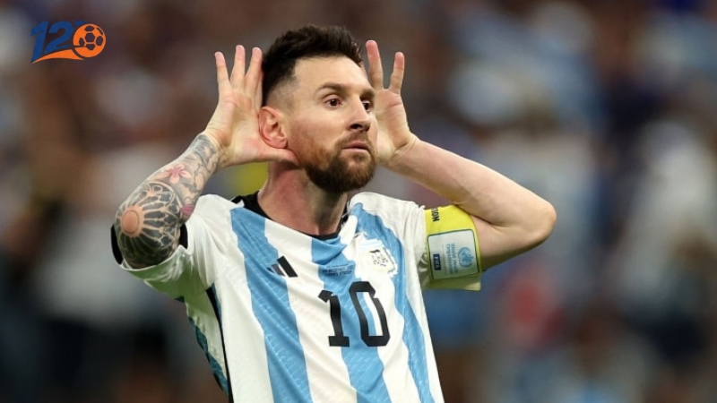 Biệt danh El Pulga là gì có nghĩa là bọ chét