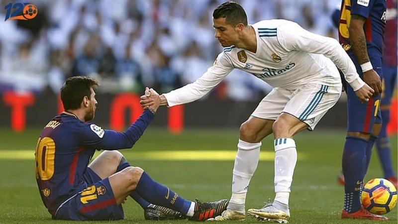 Hình ảnh chơi đẹp giữa Messi và Ronaldo