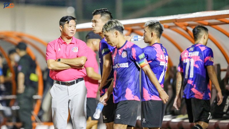 Lê Huỳnh Đức ở vai trò HLV