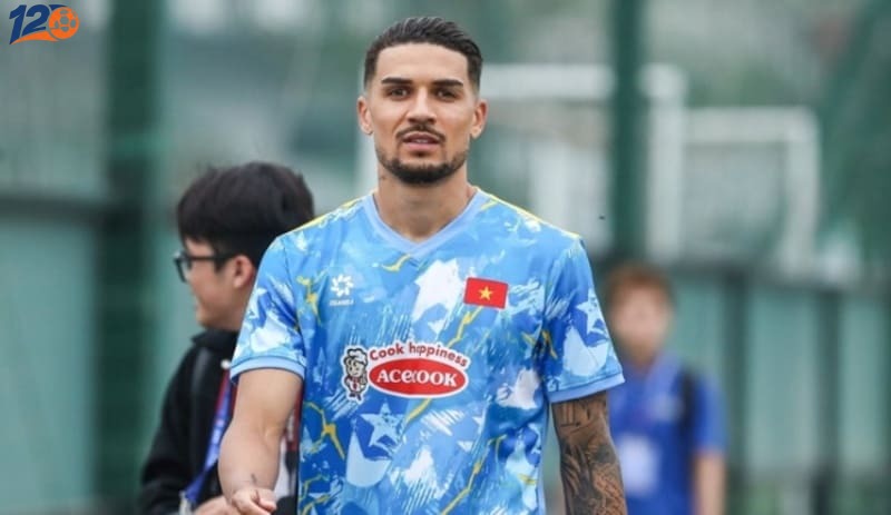 Hoàng Hên ghi điểm với đội trưởng tuyển Việt Nam nhờ chi tiết gây bất ngờ Hoàng Hên ghi điểm với đội trưởng tuyển Việt Nam nhờ chi tiết gây bất ngờ