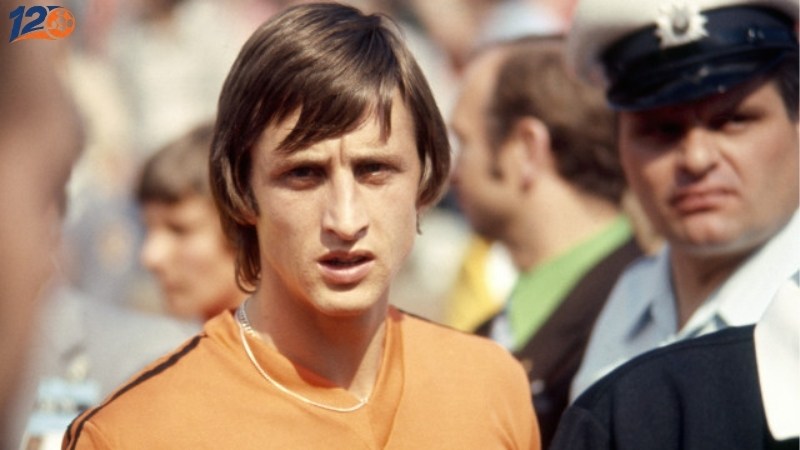 Johan Cruyff là huyền thoại bóng đá người Hà Lan