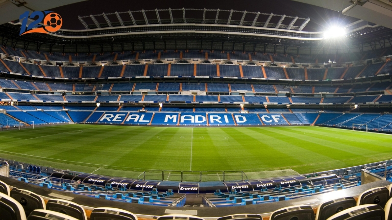 Sân vận động Real Madrid mang tên Santiago Bernabeu