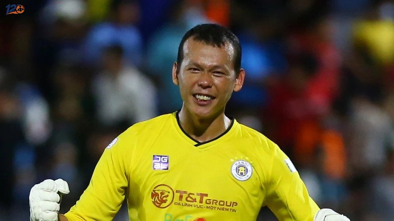 Tấn Trường từng có nhiều tranh cãi trong sự nghiệp