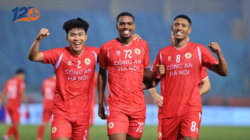 Tuần bóng đá là Podcast được sản xuất bởi The Guardian